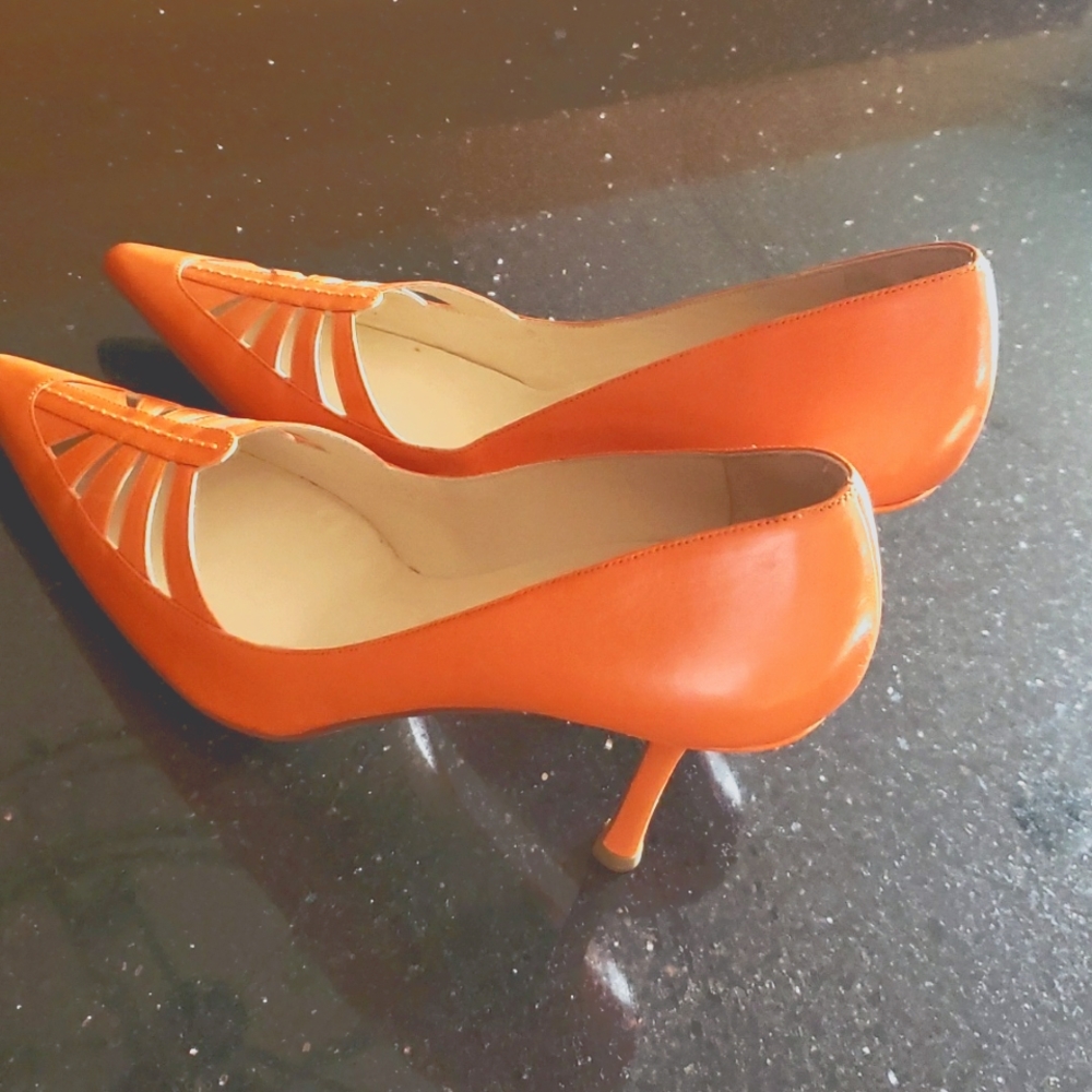 Jimmy Choo orange 🍊 pointy heels
